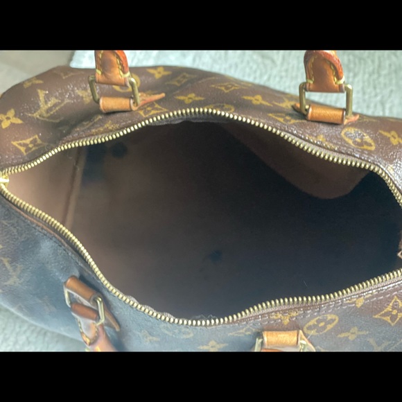 Louis Vuitton Speedy 30 Monogram - Picture 13 of 16
